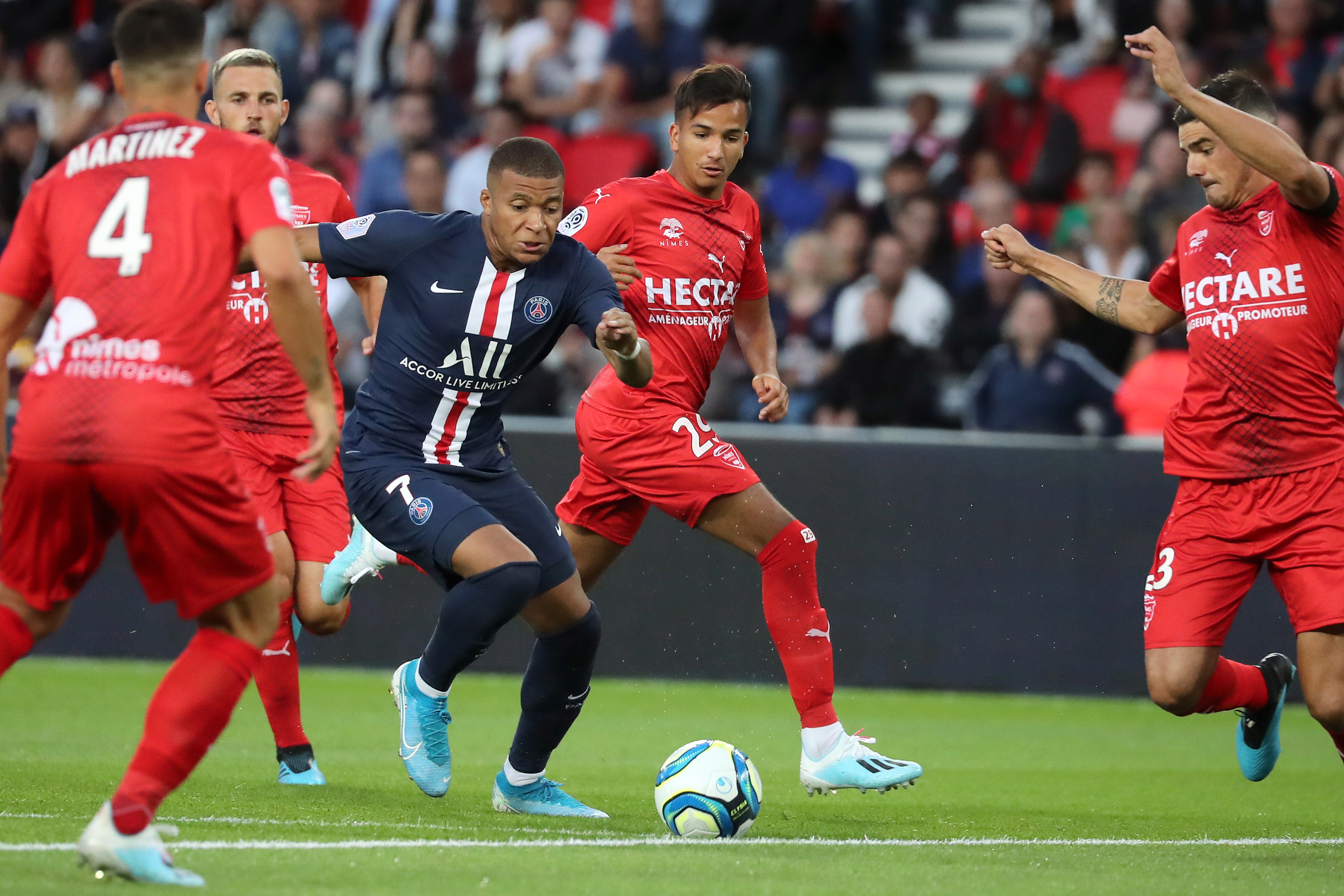 hth_巴黎圣日耳曼法甲战胜雷恩姆巴佩点球命中的简单介绍