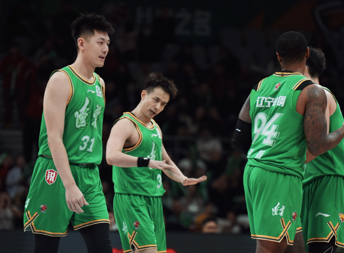 hth_辽宁男篮CBA击败北京首钢赵继伟三分锁定的简单介绍